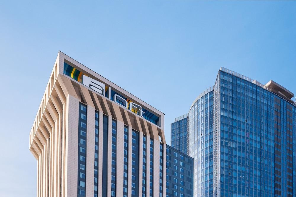 Sky Loft Hotel Kyiv By Rixwell International 외부 사진