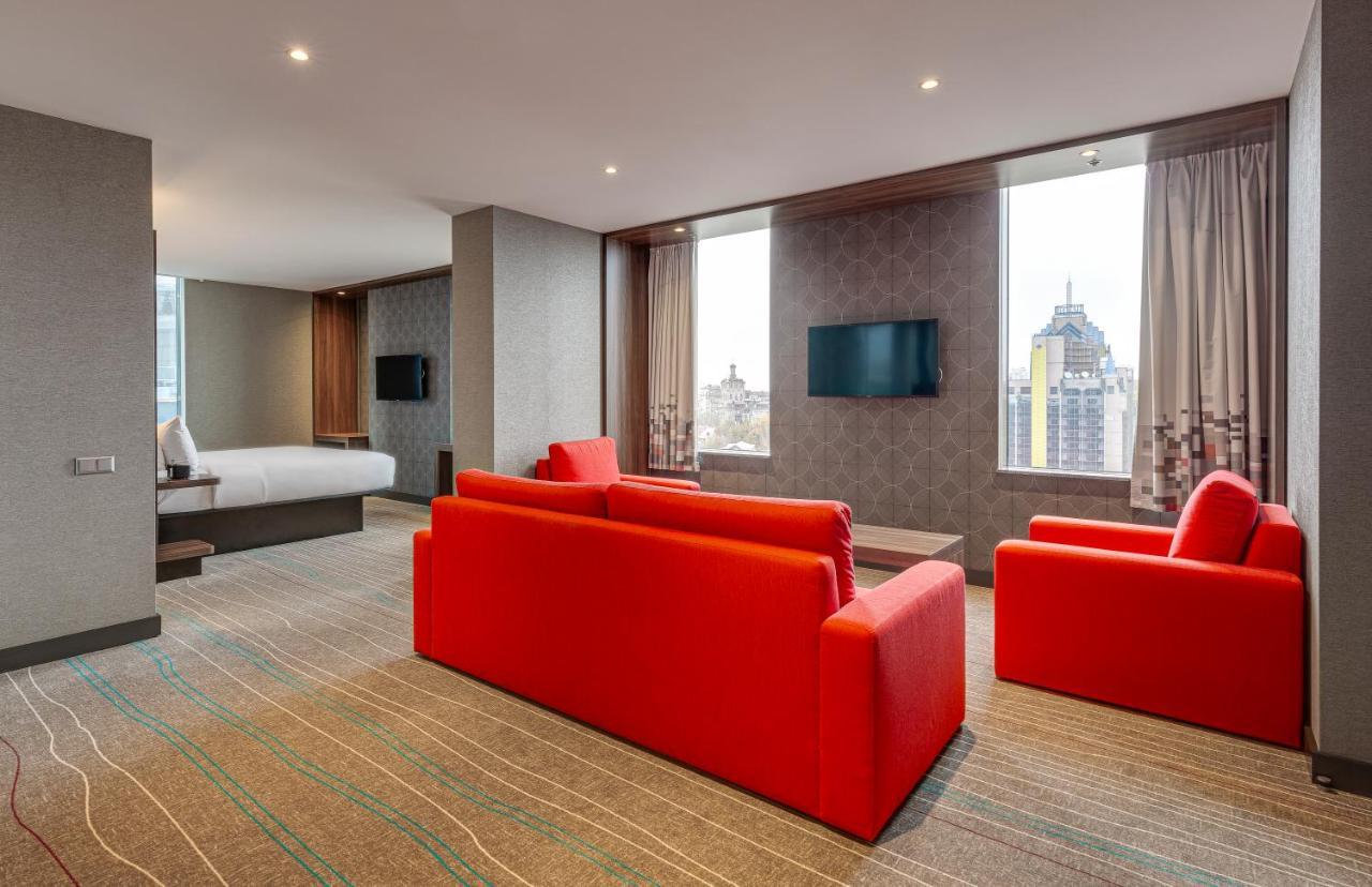 Sky Loft Hotel Kyiv By Rixwell International 외부 사진