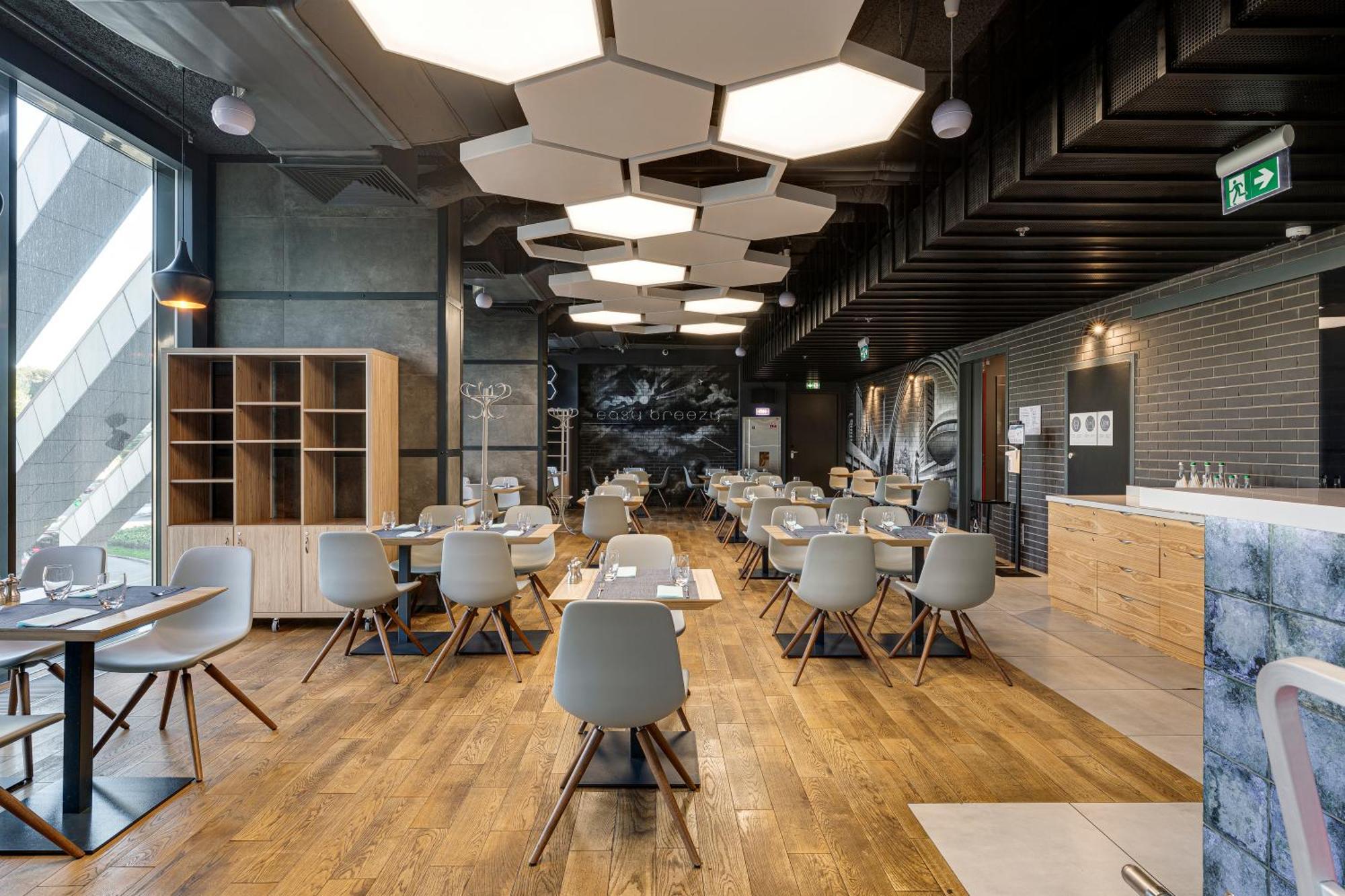 Sky Loft Hotel Kyiv By Rixwell International 외부 사진