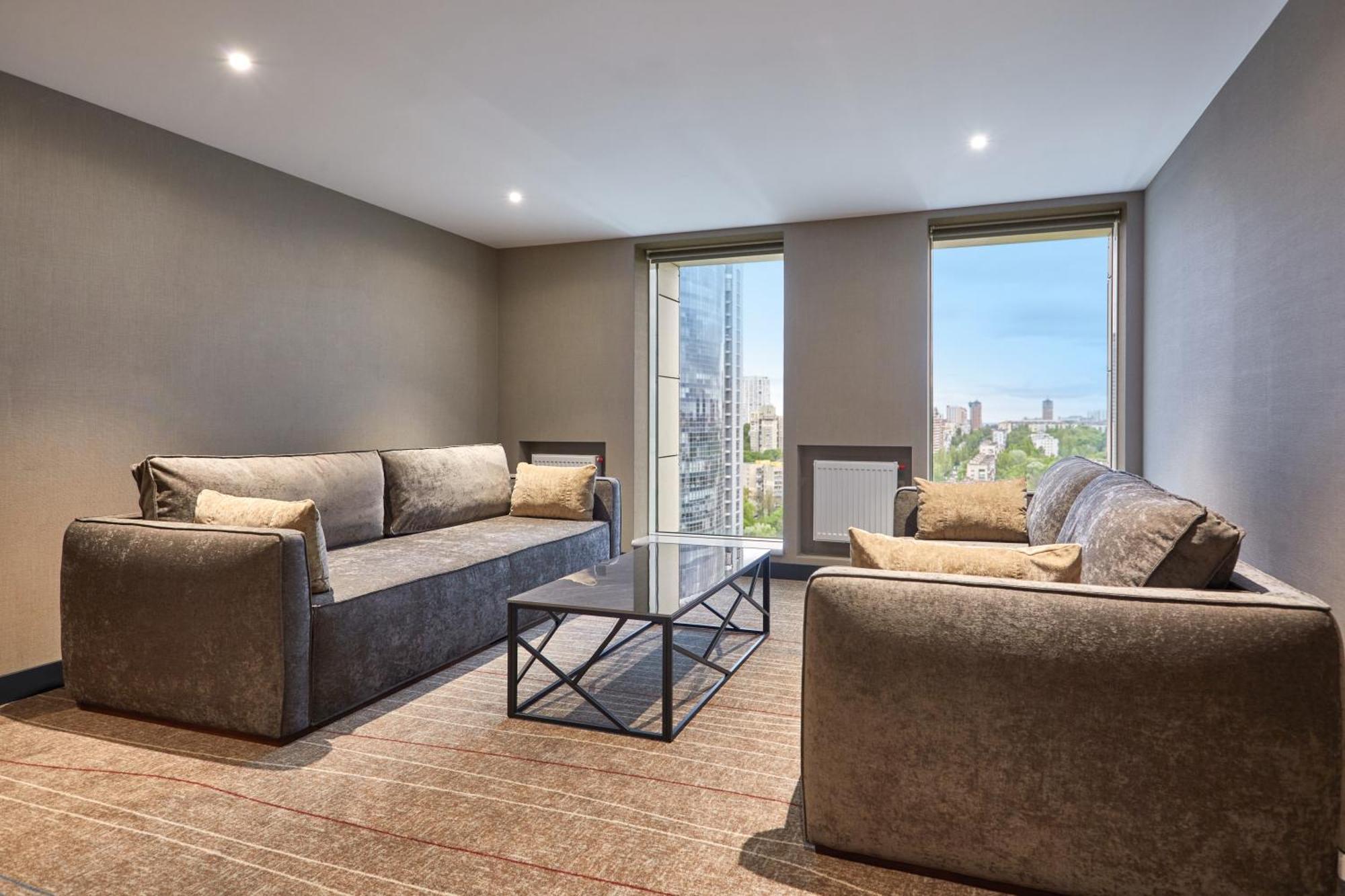 Sky Loft Hotel Kyiv By Rixwell International 외부 사진