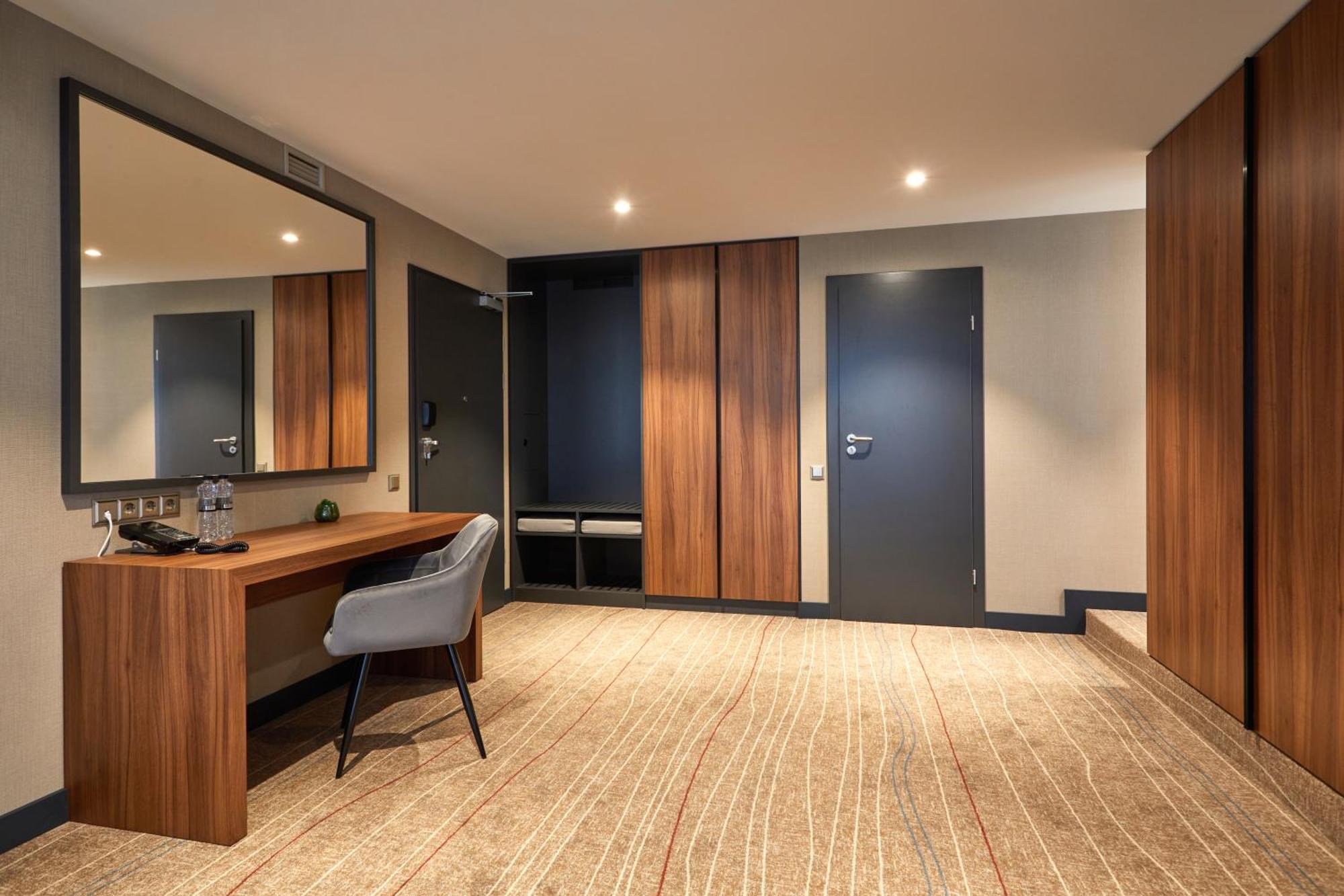 Sky Loft Hotel Kyiv By Rixwell International 객실 사진