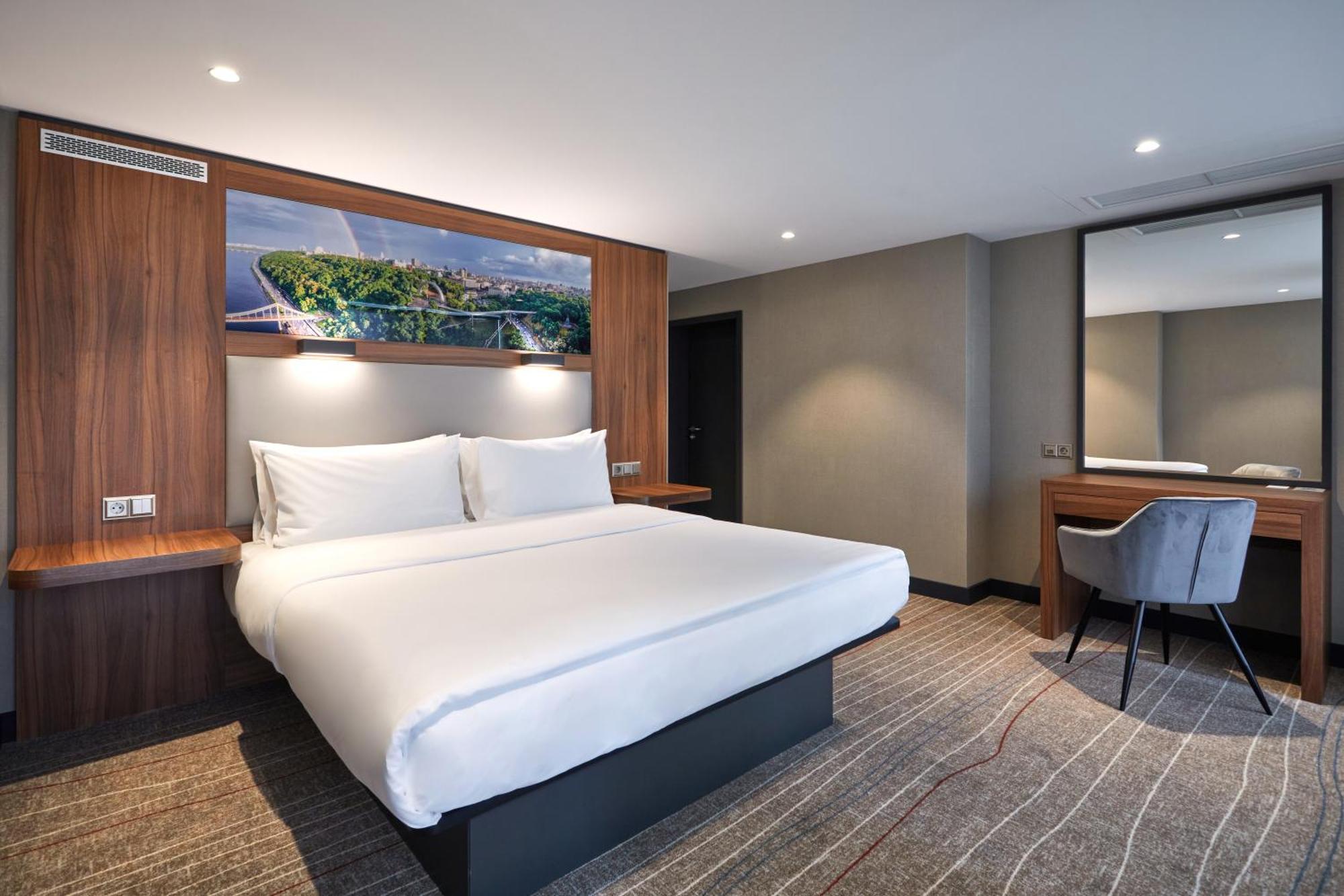 Sky Loft Hotel Kyiv By Rixwell International 외부 사진