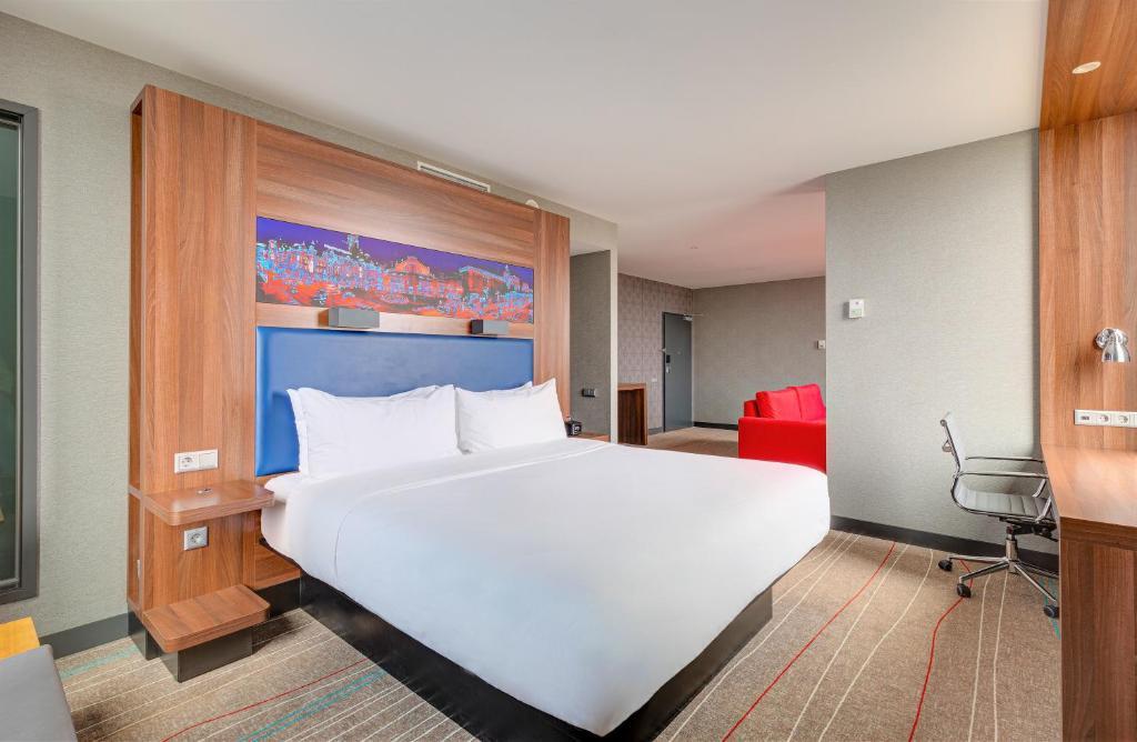 Sky Loft Hotel Kyiv By Rixwell International 외부 사진