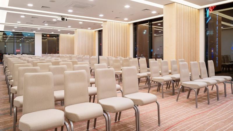 Sky Loft Hotel Kyiv By Rixwell International 외부 사진