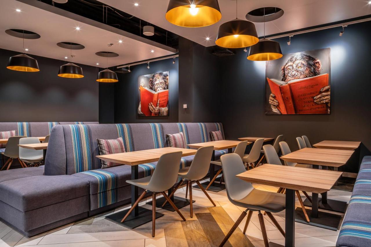 Sky Loft Hotel Kyiv By Rixwell International 외부 사진